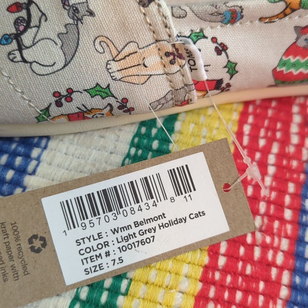 Tom's Holiday Christmas cat print shoes women's size 7.5 - Picture 5 of 12